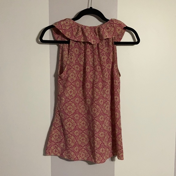 Banana Republic 100% silk pink blouse size XS - Picture 2 of 6